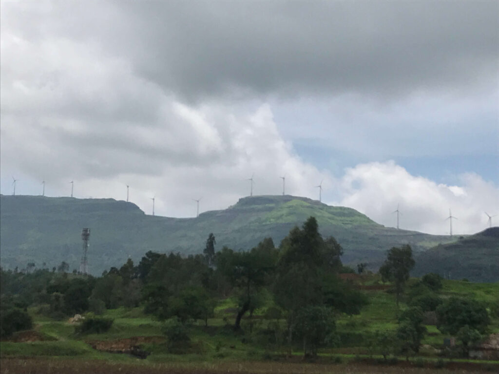 Way to Bhandardara